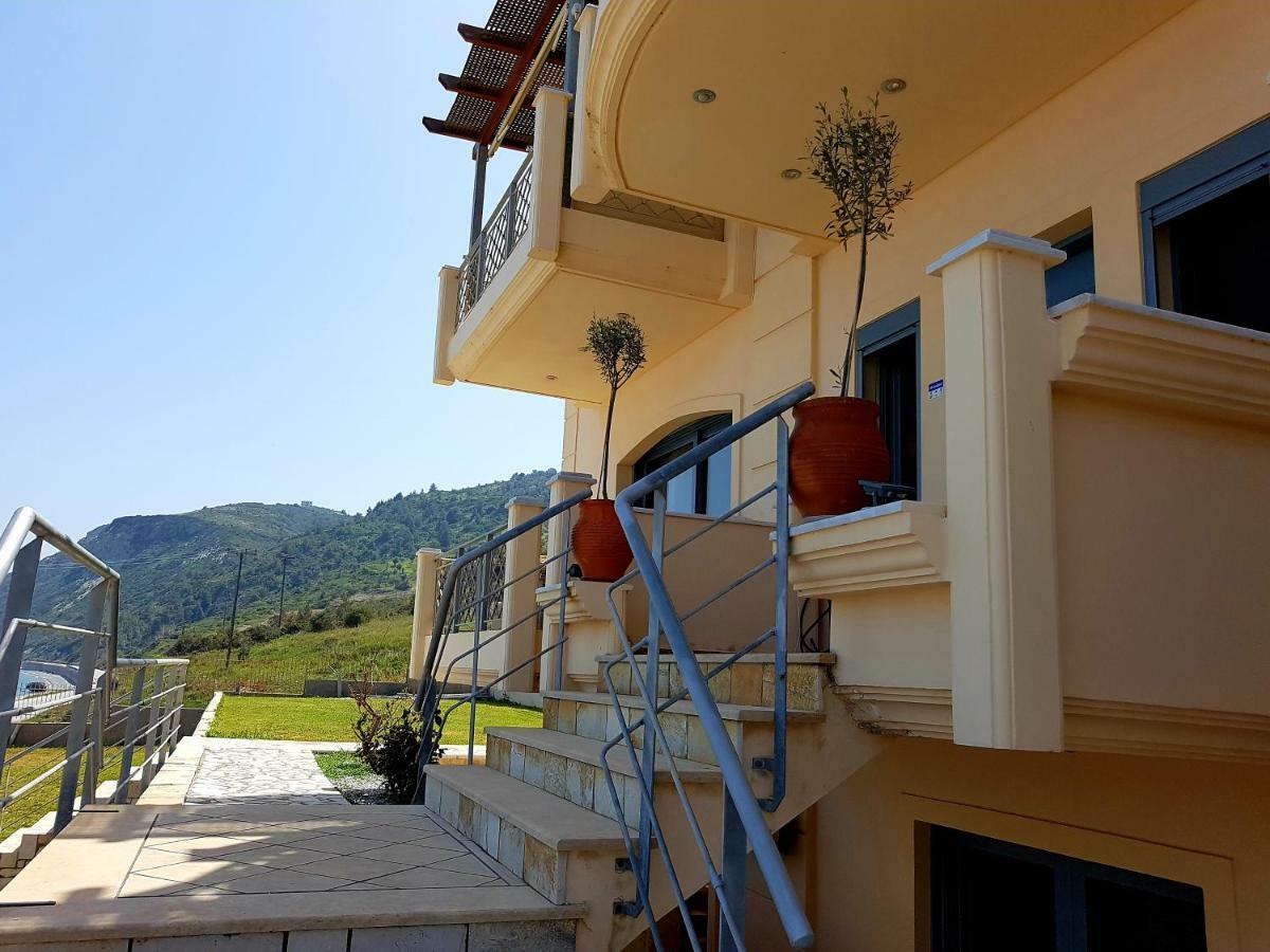 Villa Serafeim Kymi Exterior photo
